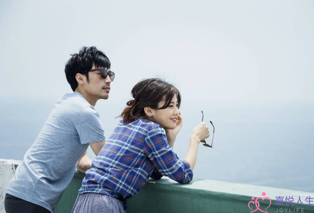 男生很喜欢发朋友圈(如何通过男人的朋友圈)-泡学网-喜悦人生,挽回婚姻,分手挽回,经验婚姻,情感挽回,情感咨询,分离小三,泡学书籍